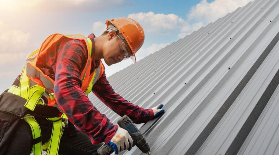 Expert Emergency Roof Repairs services in Vossburg, MS